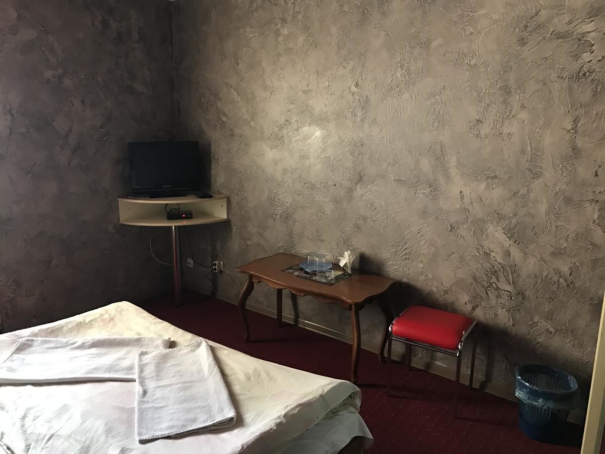 Отель Power House Hotel Луцк